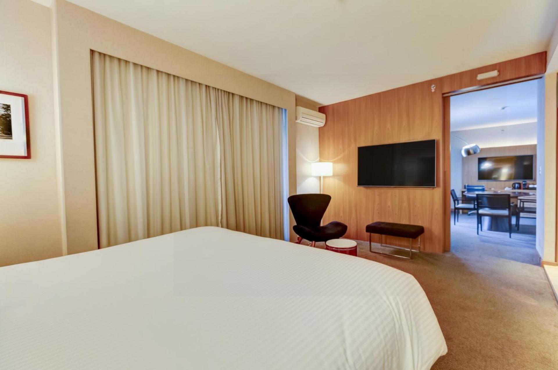 Radisson Blu Sao Paulo Hotel Exterior photo A bedroom at the hotel
